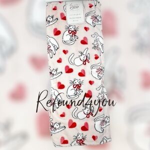 Love Loop - ‘Cats & Hearts’ Plush Oversized Throw. 60” x 70” NWT. Firm!